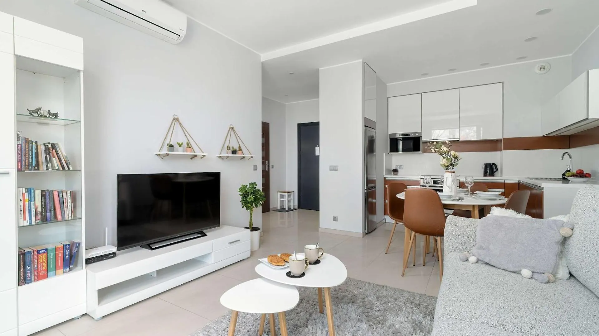 Polwiejska Modern Apartment With Ac & Remote Work In Poznan Centre By Noclegi Renters