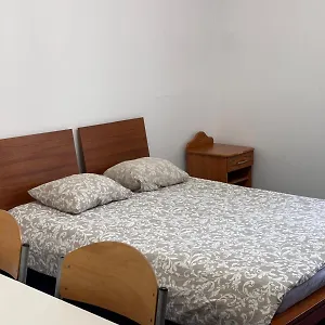 Genius Rooms- 24h Self Check-in Bed & Breakfast